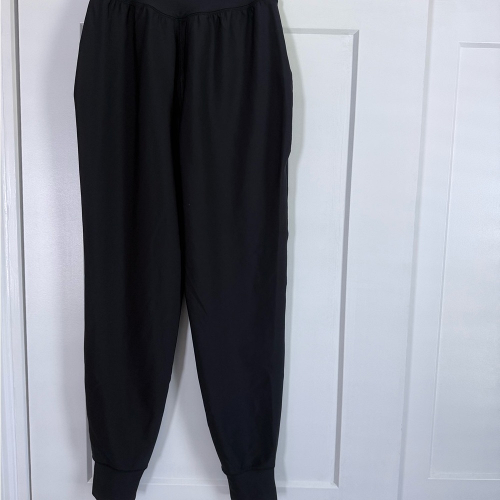 Old Navy Women’s Classic Black Joggers